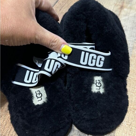 UGG® Fluff Yeah Slide Sandal - Picture 4 of 9